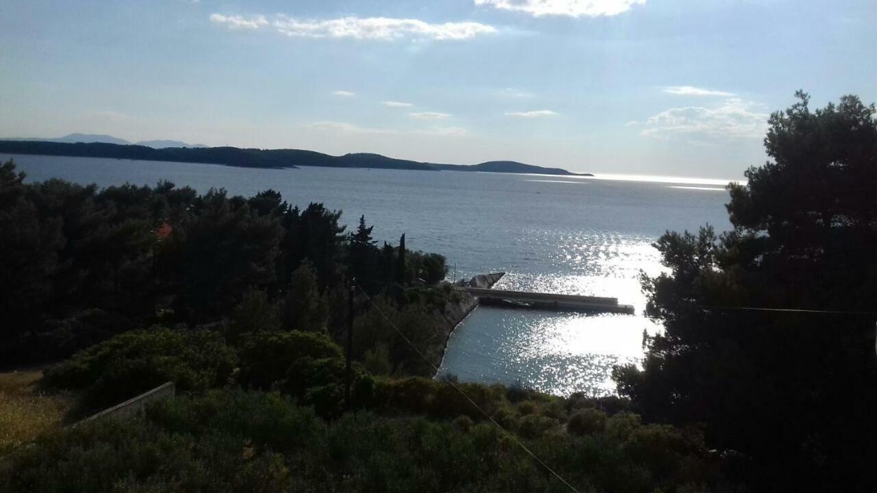 Feelhvar Along Bluelagoon Beach Hvar Town Exterior photo